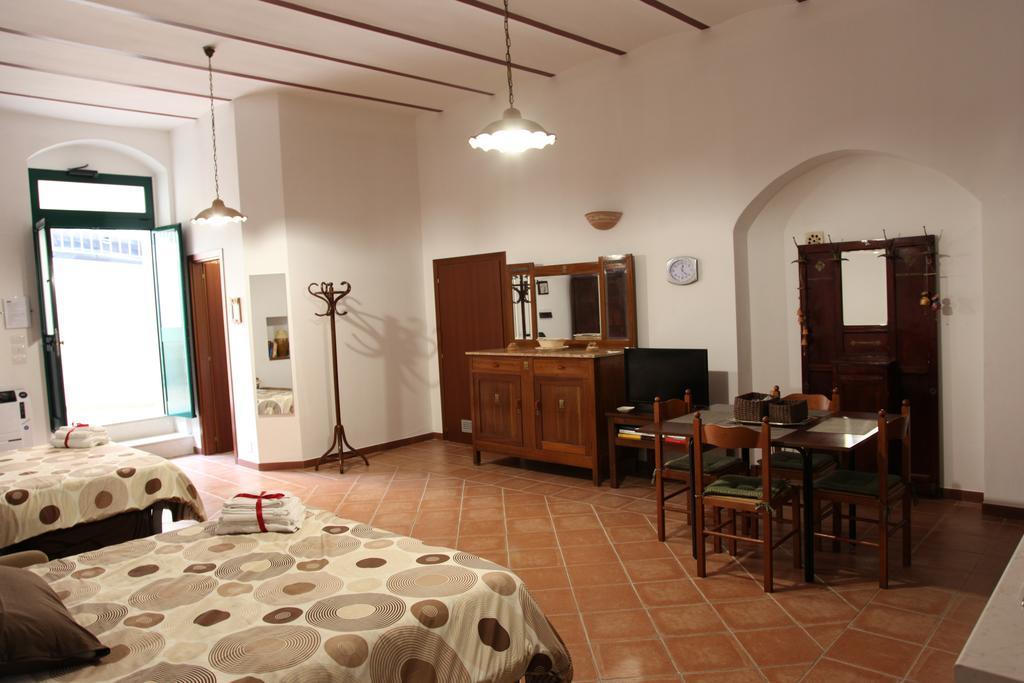 In Centro Holiday Home Matera Exterior foto
