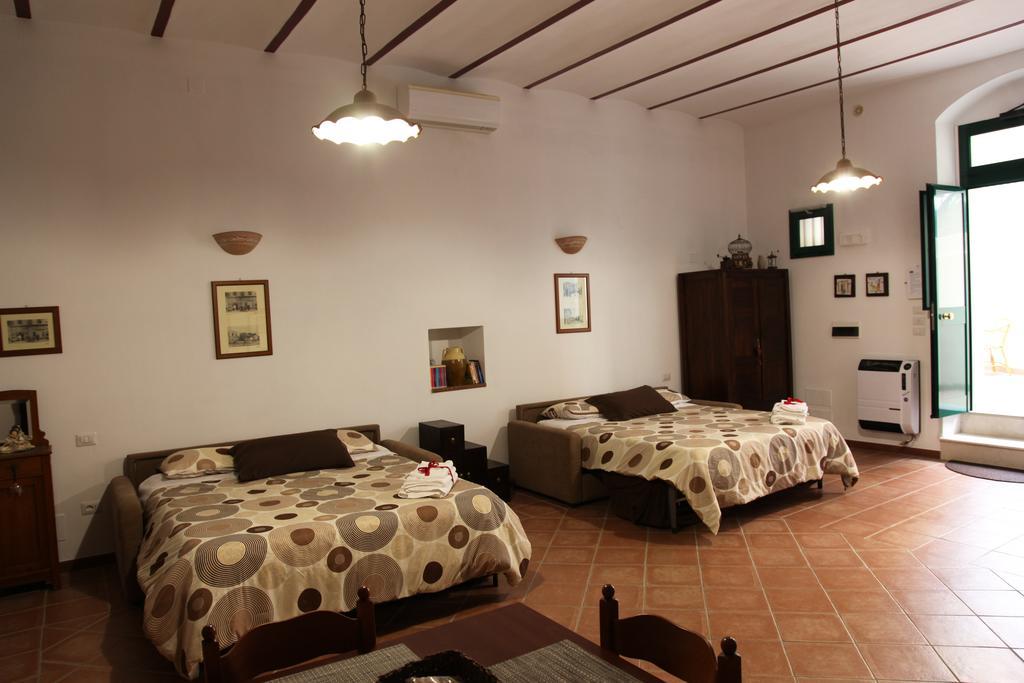 In Centro Holiday Home Matera Exterior foto